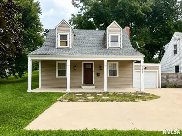 4228 N University Street, Peoria, IL 61614
