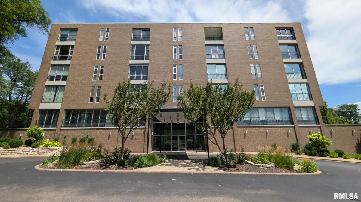 4444 N Knoxville Avenue #602, Peoria, IL 61614 - #1