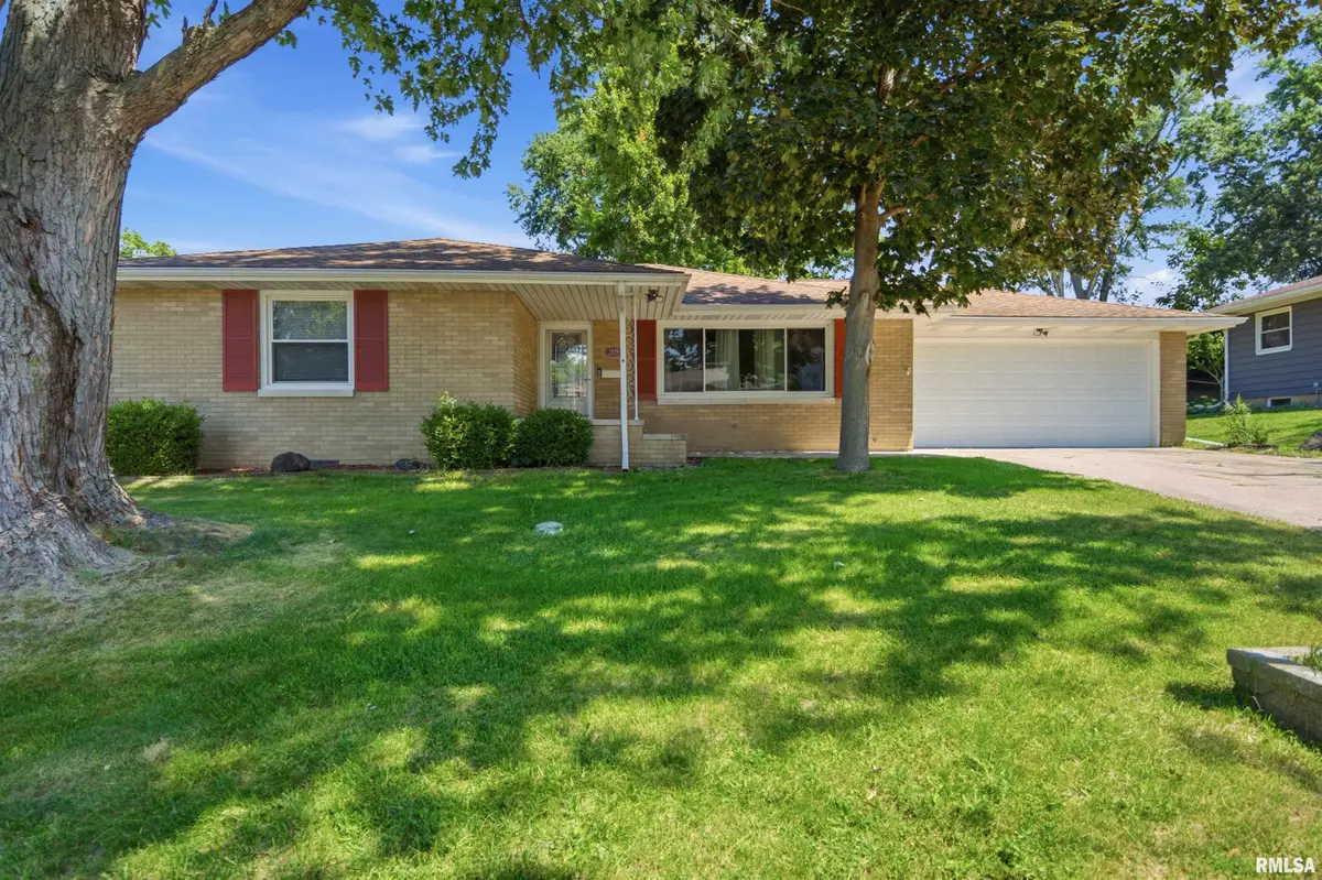 1510 Glendale Avenue, Pekin, IL 61554 - #1
