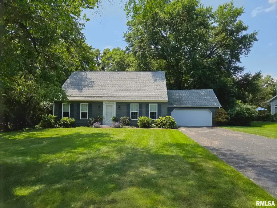 714 W Oakview Drive, Peoria, IL 61615 - #3