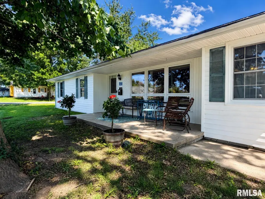 500 N 8th Street, Herrin, IL 62948 - #2