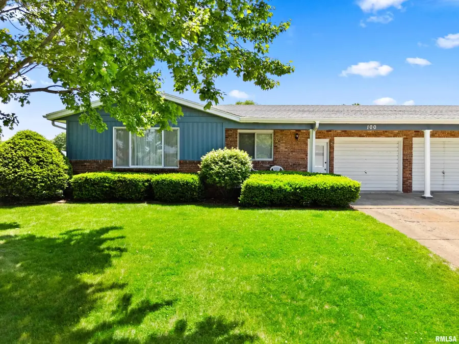 100-102 Nina Court, Pekin, IL 61554 - #2