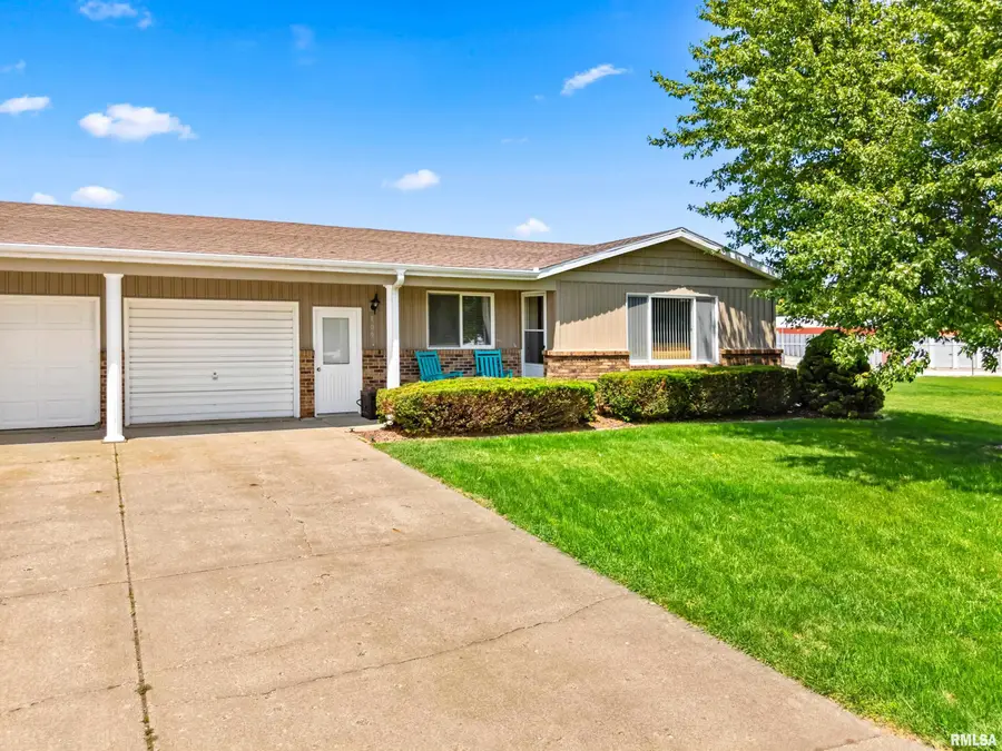 109-111 Nina Court, Pekin, IL 61554 - #3