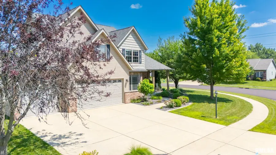 1719 Sycamore, Washington, IL 61571 - #2