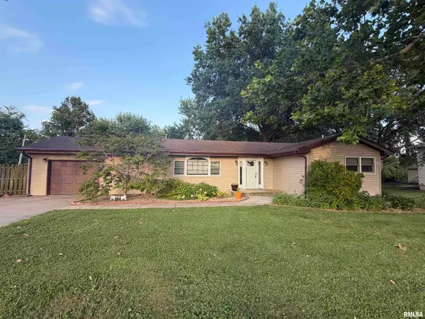 319 Robin Road, Macomb, IL 61455