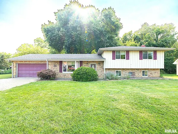 503 Country Club Drive, Pekin, IL 61554