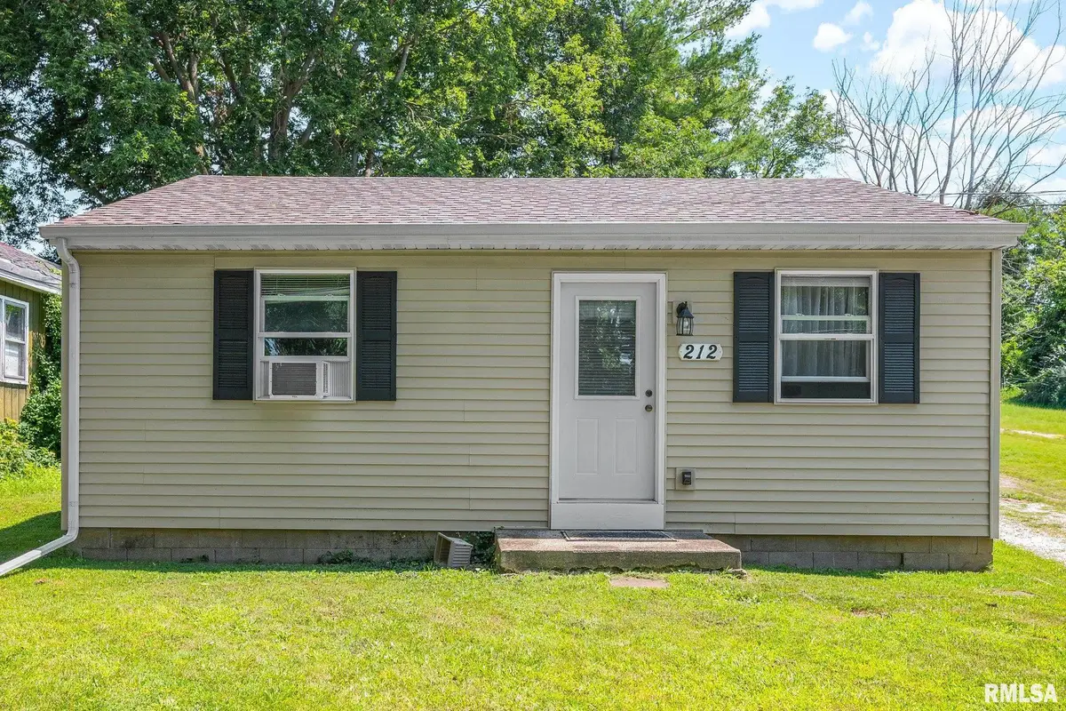 212 Oaklawn Terrace, Creve Coeur, IL 61610 - #1