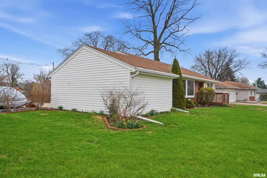 4536 N Bournedale Drive, Peoria, IL 61614 - #3