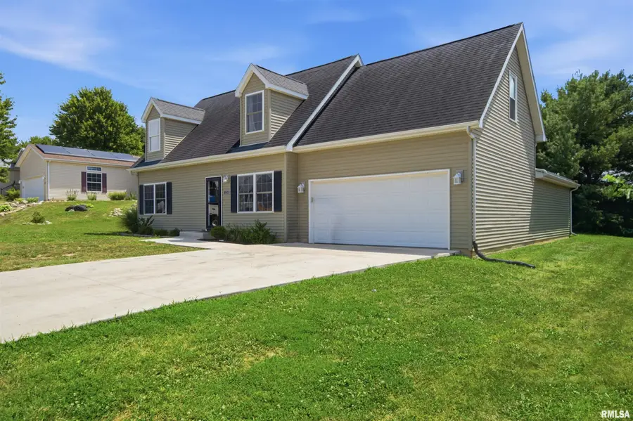 126 S Columbus Street, North Pekin, IL 61554 - #2