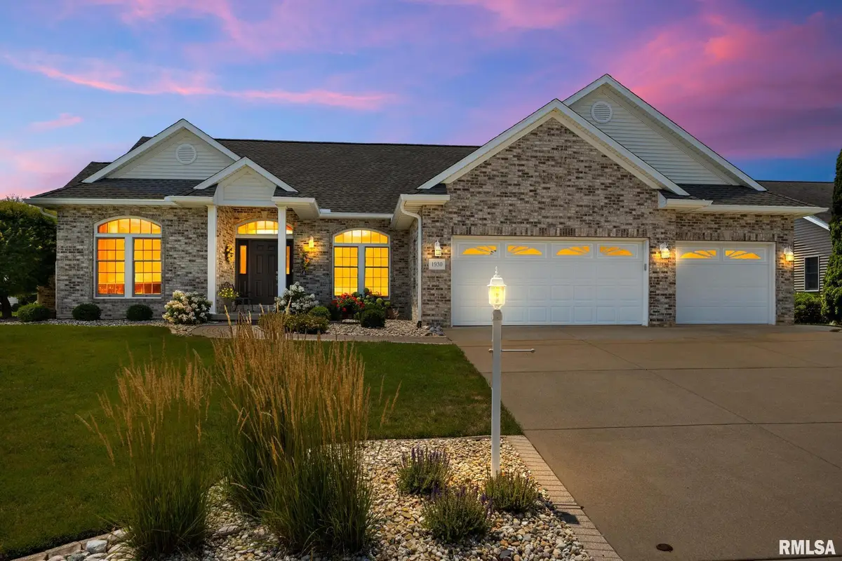1930 Chestnut Lane, Washington, IL 61571 - #1