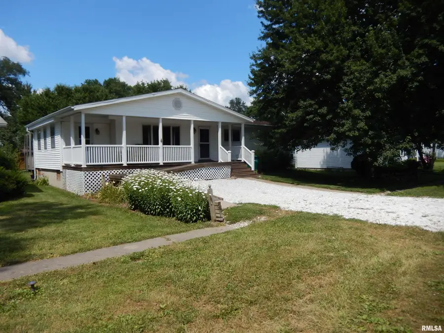 330 W State Street, Good Hope, IL 61438 - #2