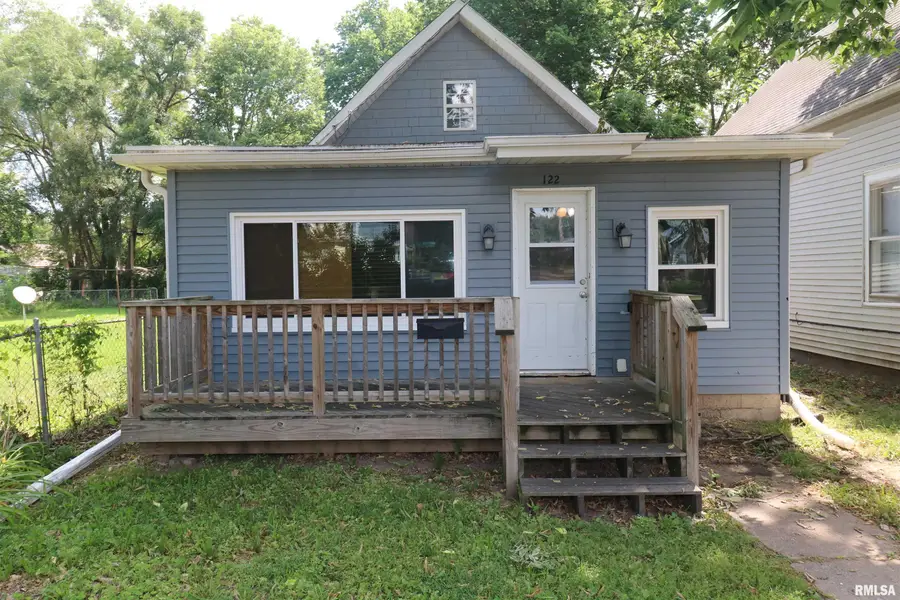 122 N Waverly Avenue, West Peoria, IL 61604 - #3