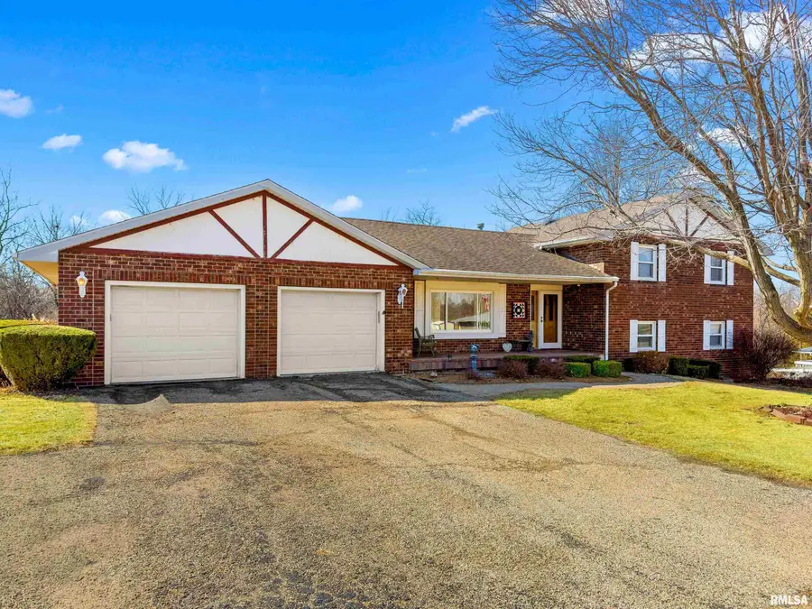 7 Marlee Drive, Canton, IL 61520-0000 - #2