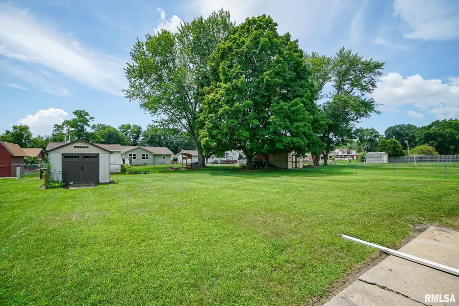 5814 W Fairview Road, Peoria, IL 61607 - #3