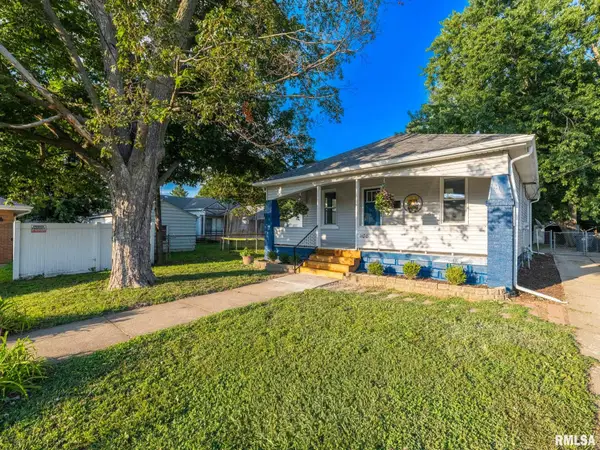 1108 S 6th Street, Pekin, IL 61554