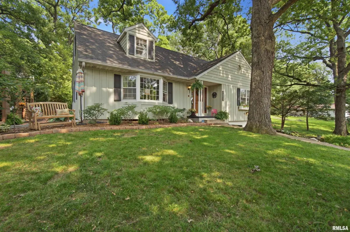 3900 N Harmon Avenue, Peoria, IL 61614 - #1