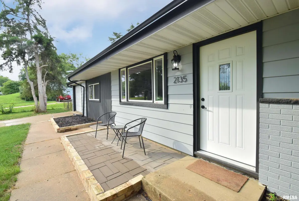 2135 W Orlando Drive, Peoria, IL 61614 - #1