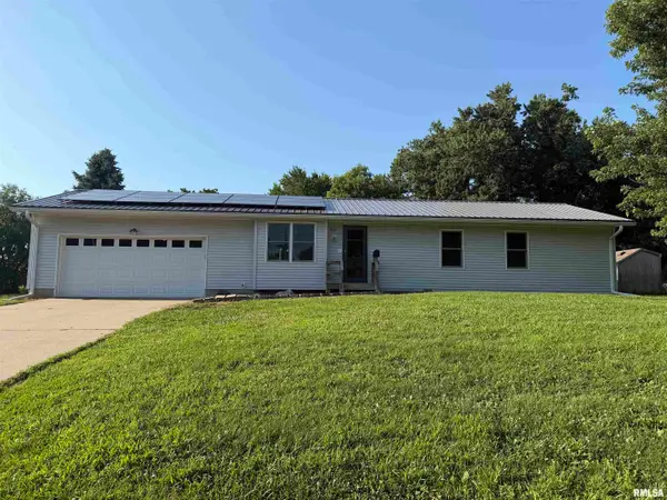 918 E Oak Street, Macomb, IL 61455