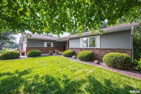 3611 W Saymore Lane, Peoria, IL 61615