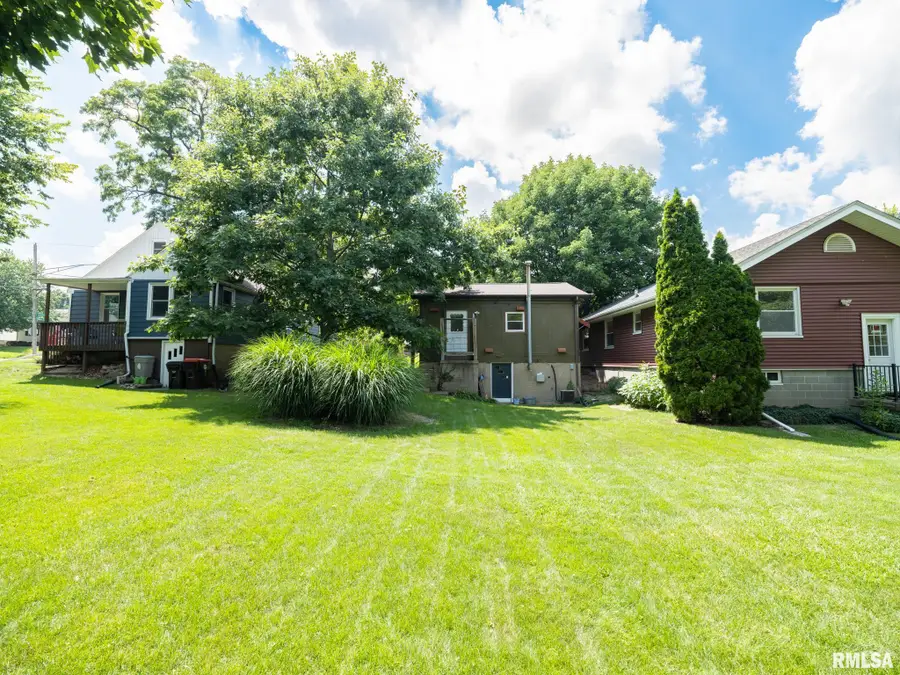 4204 N Columbus Avenue, Peoria, IL 61614 - #2