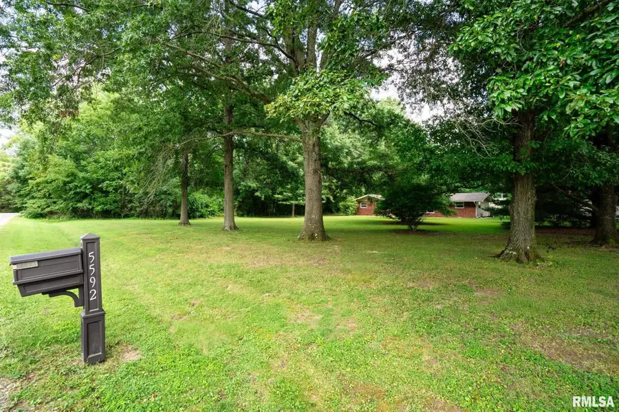 5592 Church Street, Sesser, IL 62884 - #3