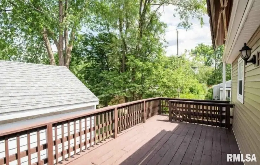 1416 1/2 Charlotte Street, Pekin, IL 61550 - #2