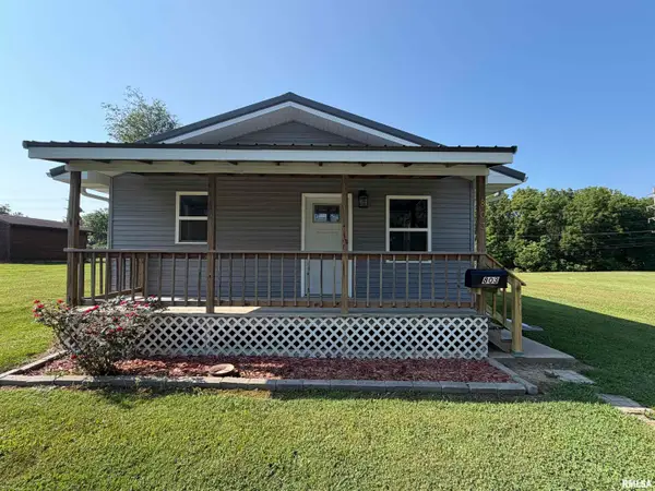 803 Oak Street Avenue, Macomb, IL 61455