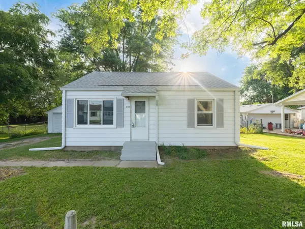 107 Theodore Street, Washington, IL 61571