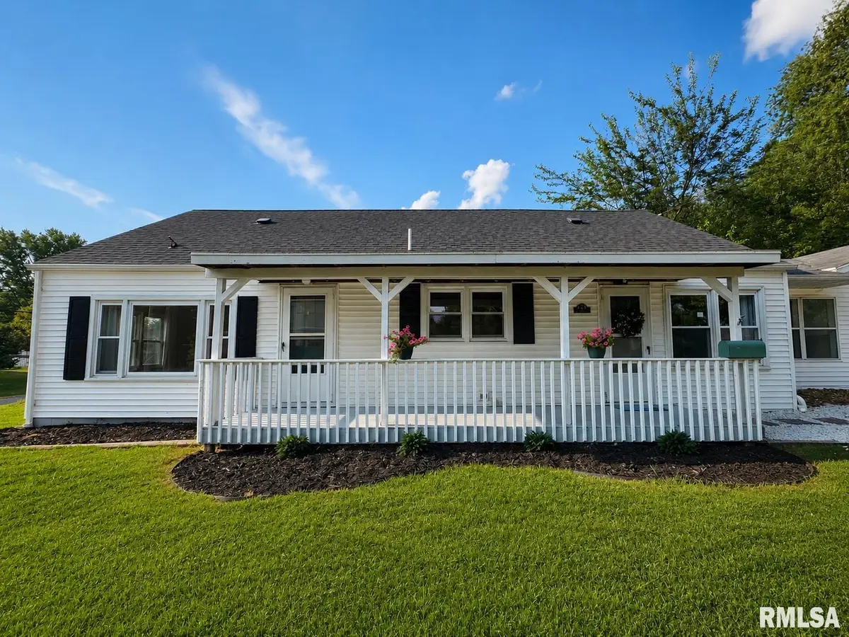 624 W Mcdonough Street, Macomb, IL 61455 - #1