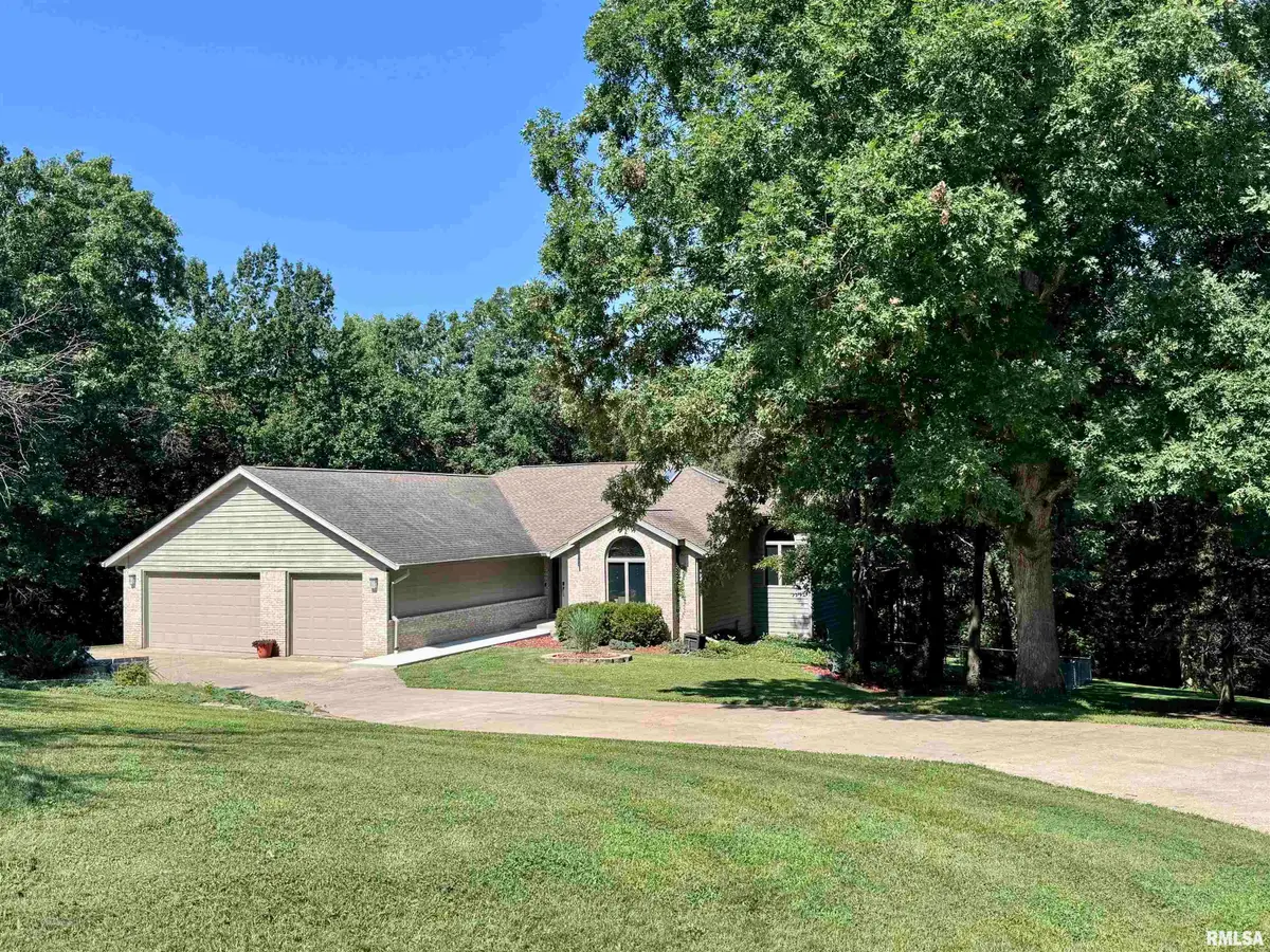 900 N Cole Road, Colchester, IL 61455 - #1