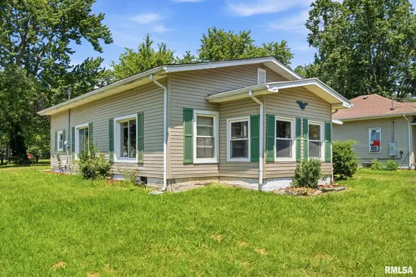 801 Highland Street, Benton, IL 62812