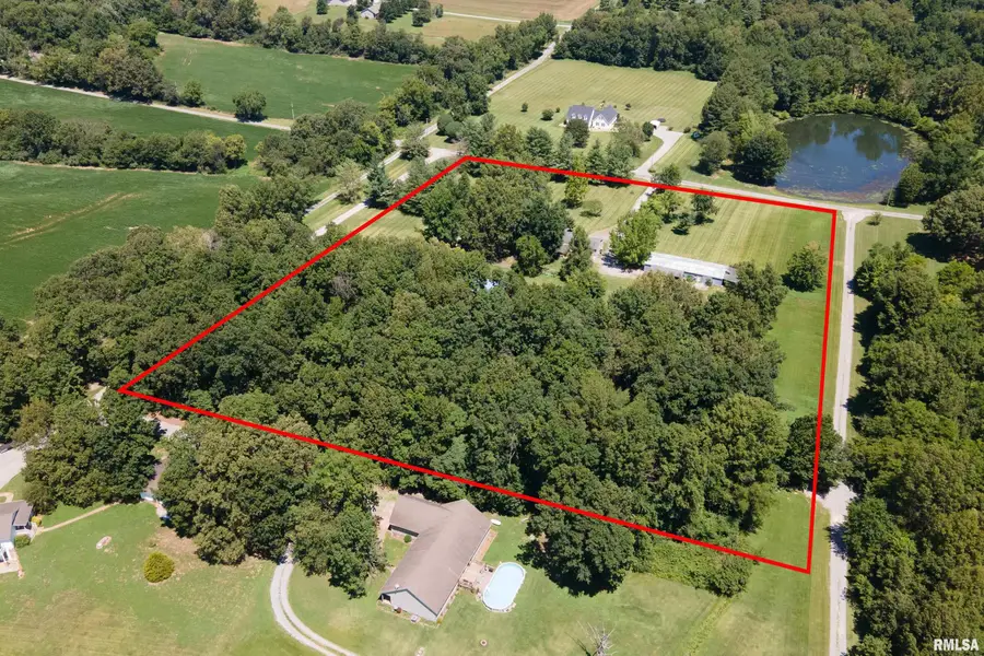13641 Pacific Lane, Johnston City, IL 62951 - #3