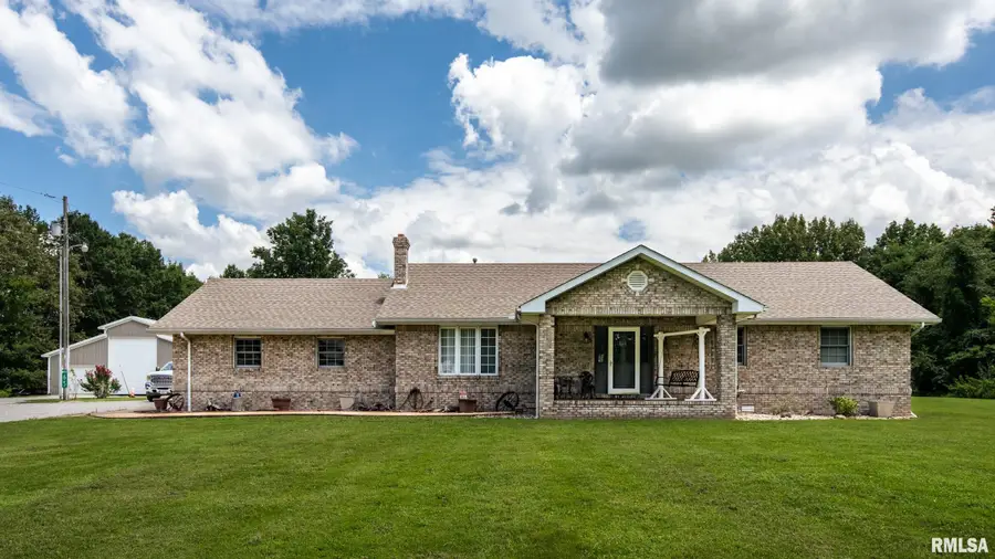 1632 Pershing Road, West Frankfort, IL 62896 - #2