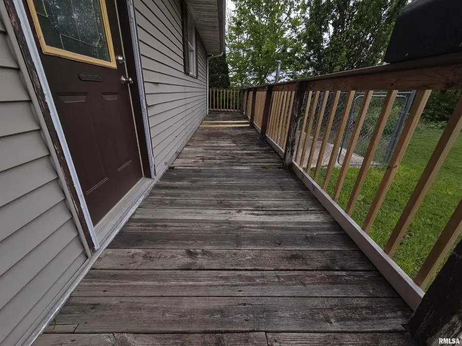 511 West Street, Peru, IL 61354 - #2