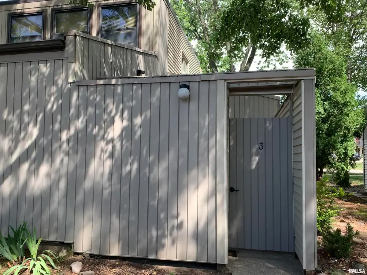6809 N Frostwood Parkway #3, Peoria, IL 61615 - #1