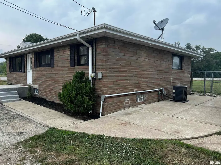 13658 N Manito Road, Manito, IL 61546 - #2