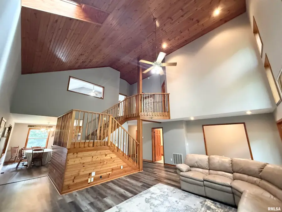 2368 Watt Hill Road, Murphysboro, IL 62966 - #2