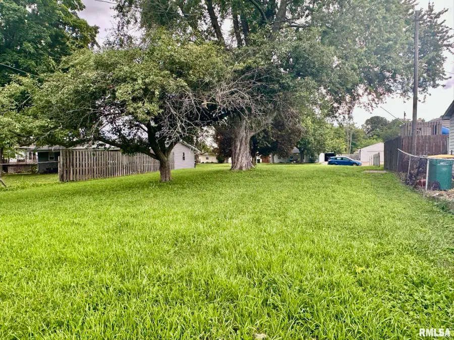 304 S Meadowview Lane, Washington, IL 61571 - #3