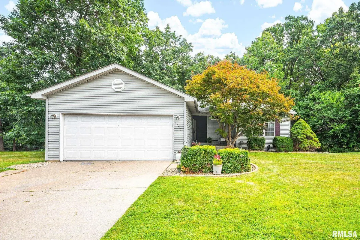 3705 W Saymore Lane, Peoria, IL 61615 - #1