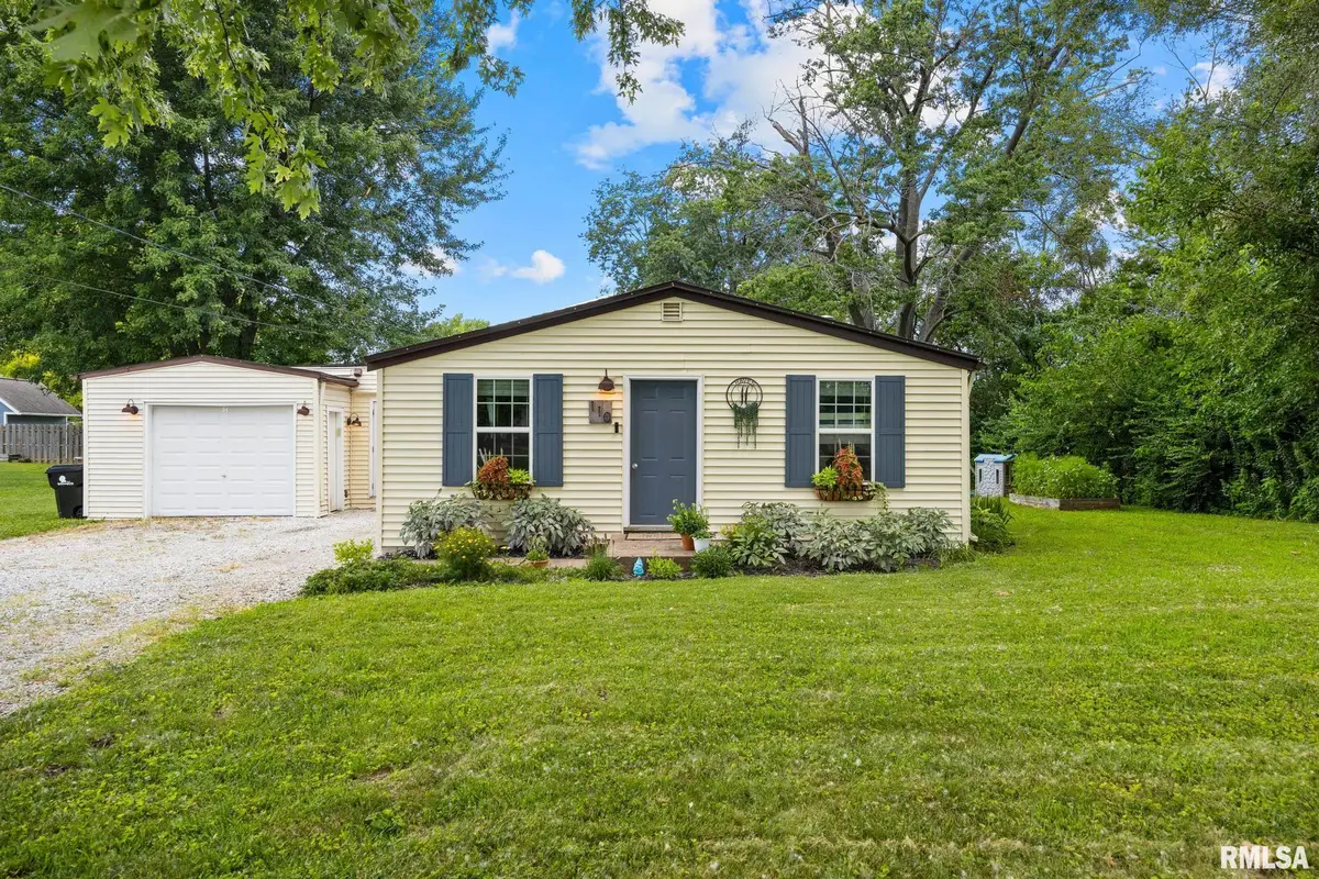 110 Ernest Street, Washington, IL 61571 - #1