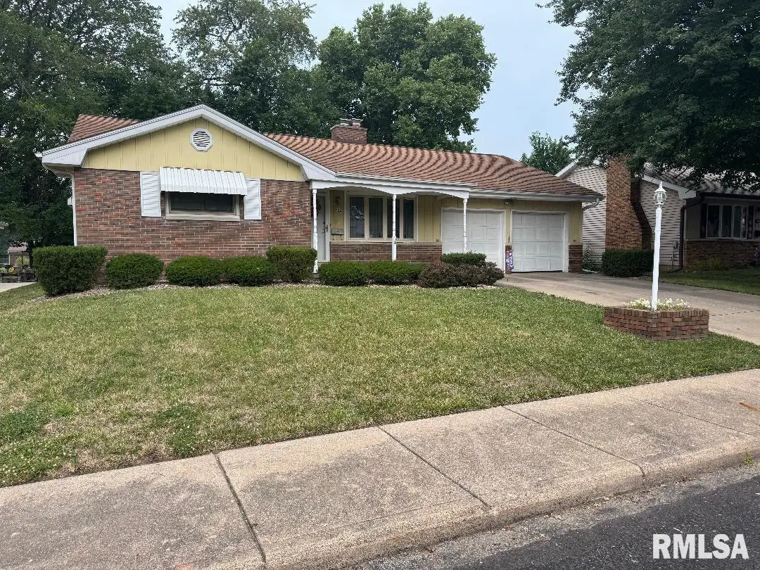 639 N Coolidge Court, West Peoria, IL 61604 - #1