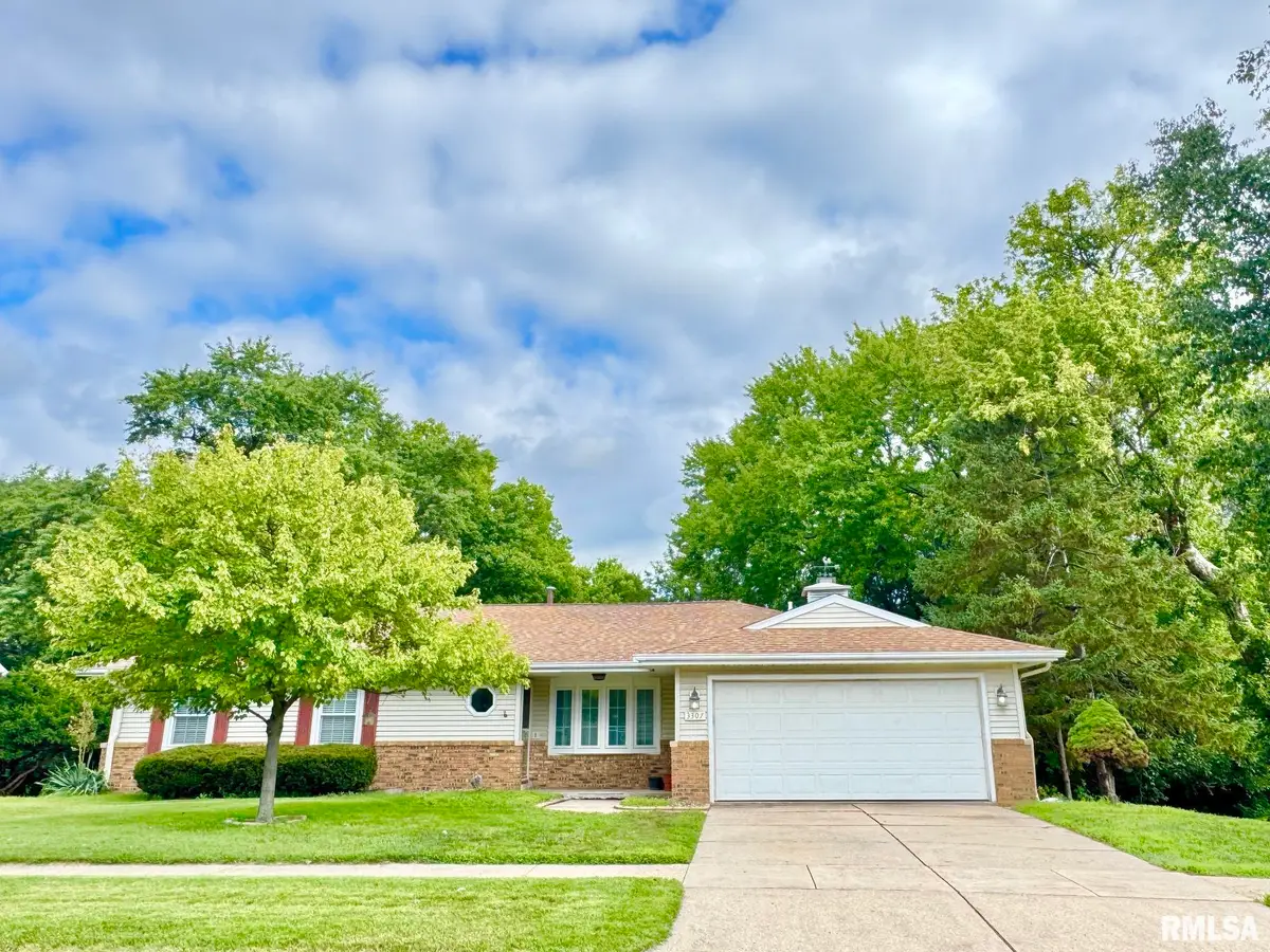 3307 W Saymore Lane, Peoria, IL 61615 - #1