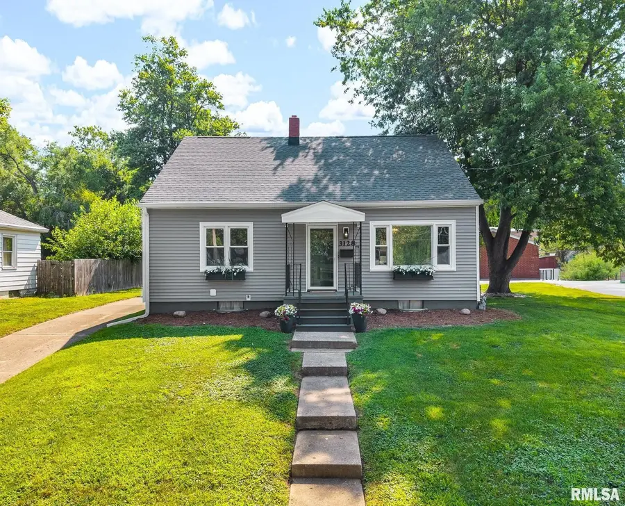 3128 N Chapel Place, Peoria, IL 61603 - #2