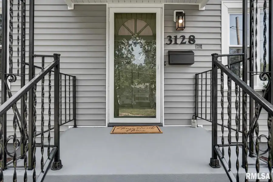 3128 N Chapel Place, Peoria, IL 61603 - #3