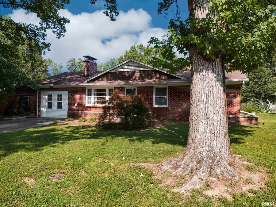 903 S Skyline Drive, Carbondale, IL 62901 - #2