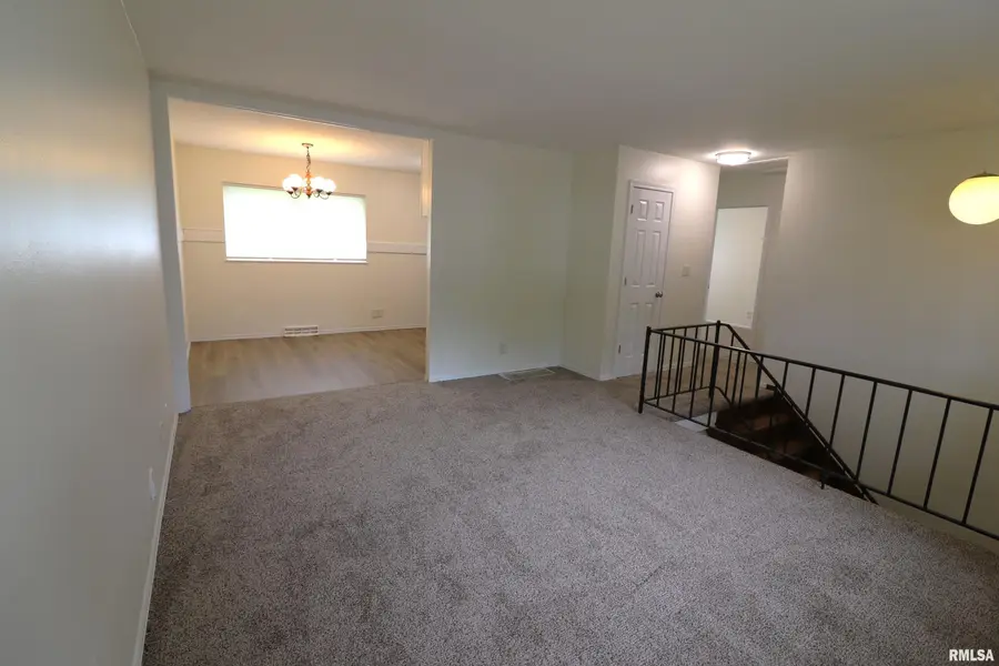 6016 N Idlewhile Drive, Peoria, IL 61615 - #3