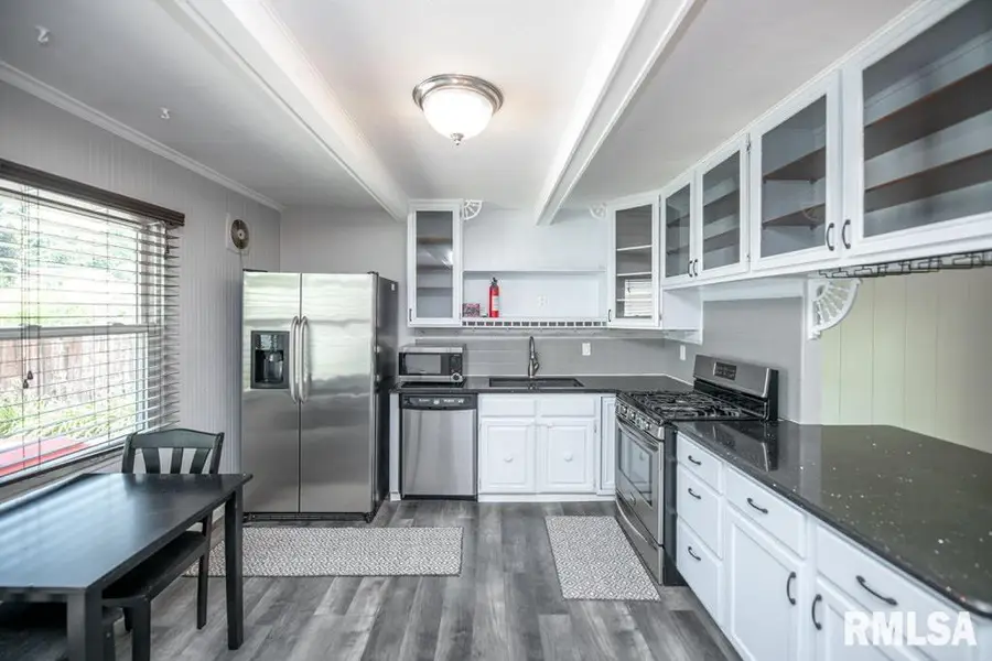 3705 W Carmel Avenue, Peoria, IL 61615 - #2
