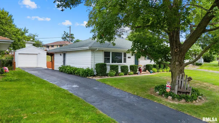 2027 W Austin Drive, Peoria, IL 61614 - #3
