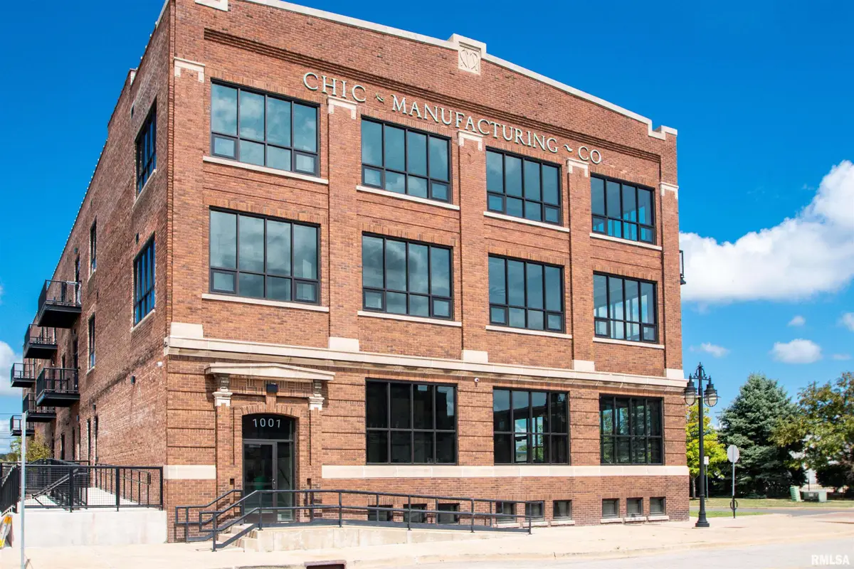 1001 SW Adams Street #202, Peoria, IL 61602 - #1