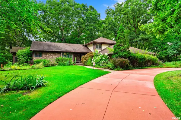 12205 N Wake Robin Way, Dunlap, IL 61525